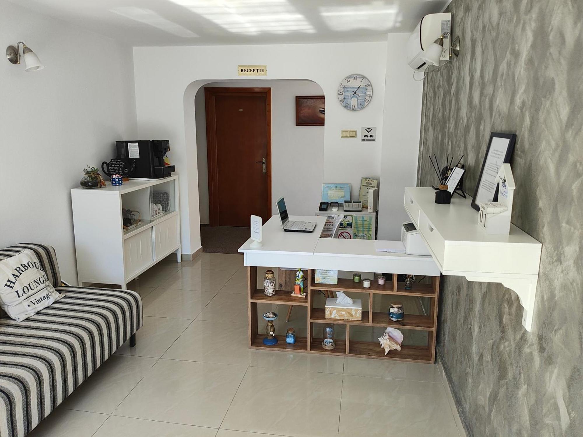 Vila Aqua Hotel Eforie Sud  Buitenkant foto